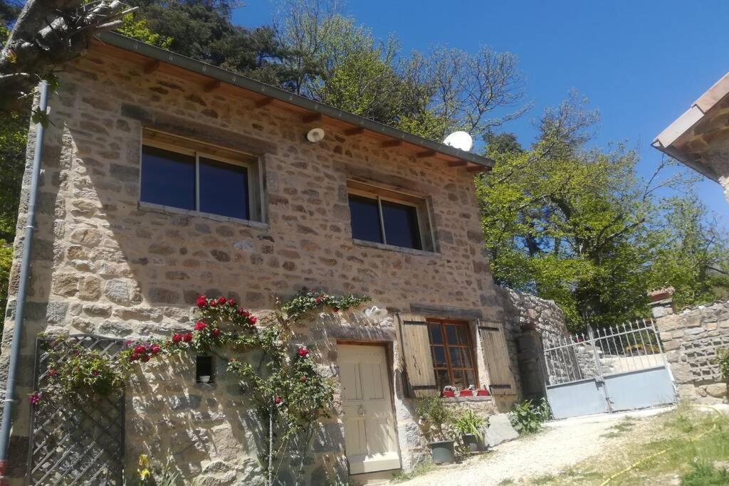 Loft La Rose Desiree Gite 3 Etoiles Chalencon Exterior foto